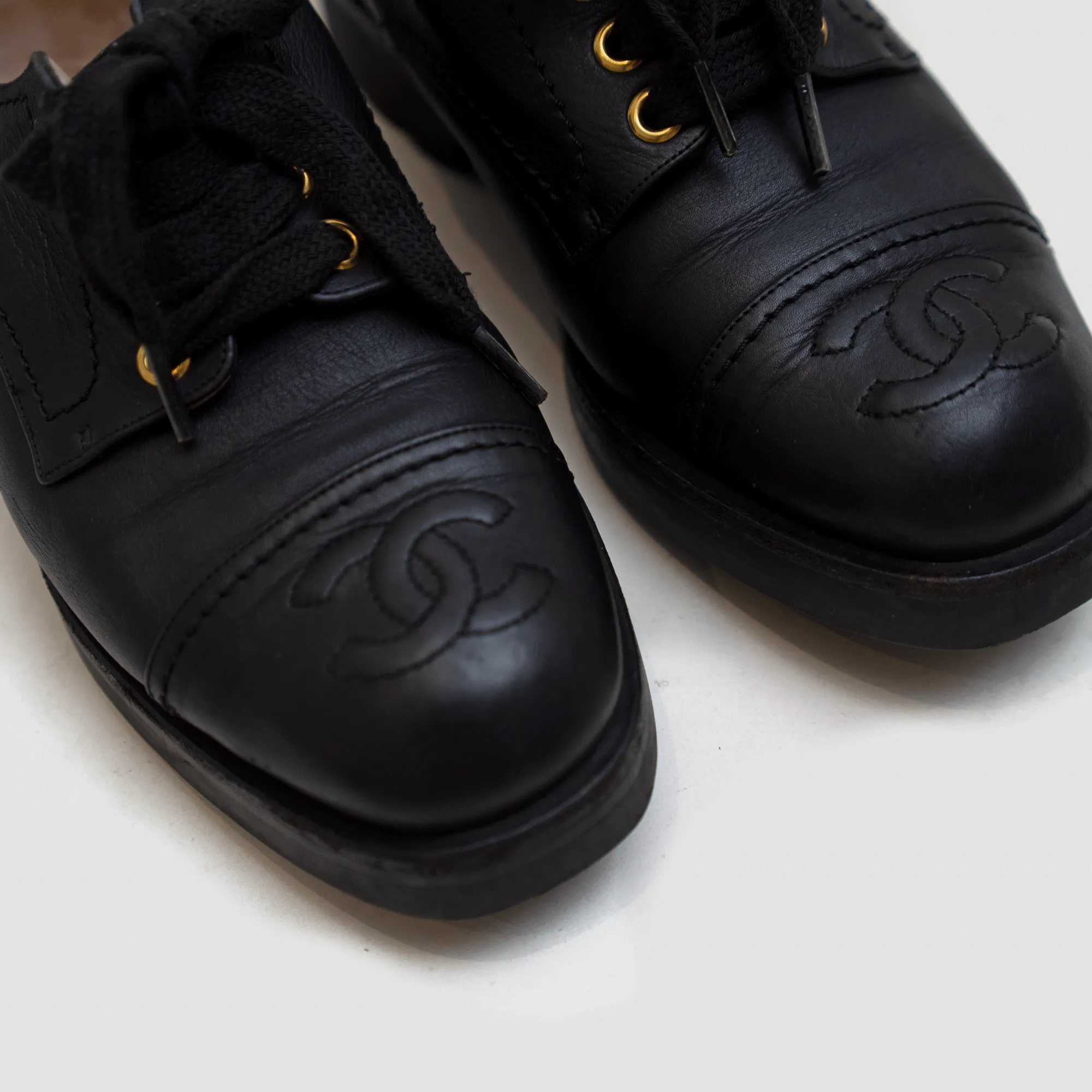 1993 Vintage Lace-Up Derbies / Oxfords Shoes