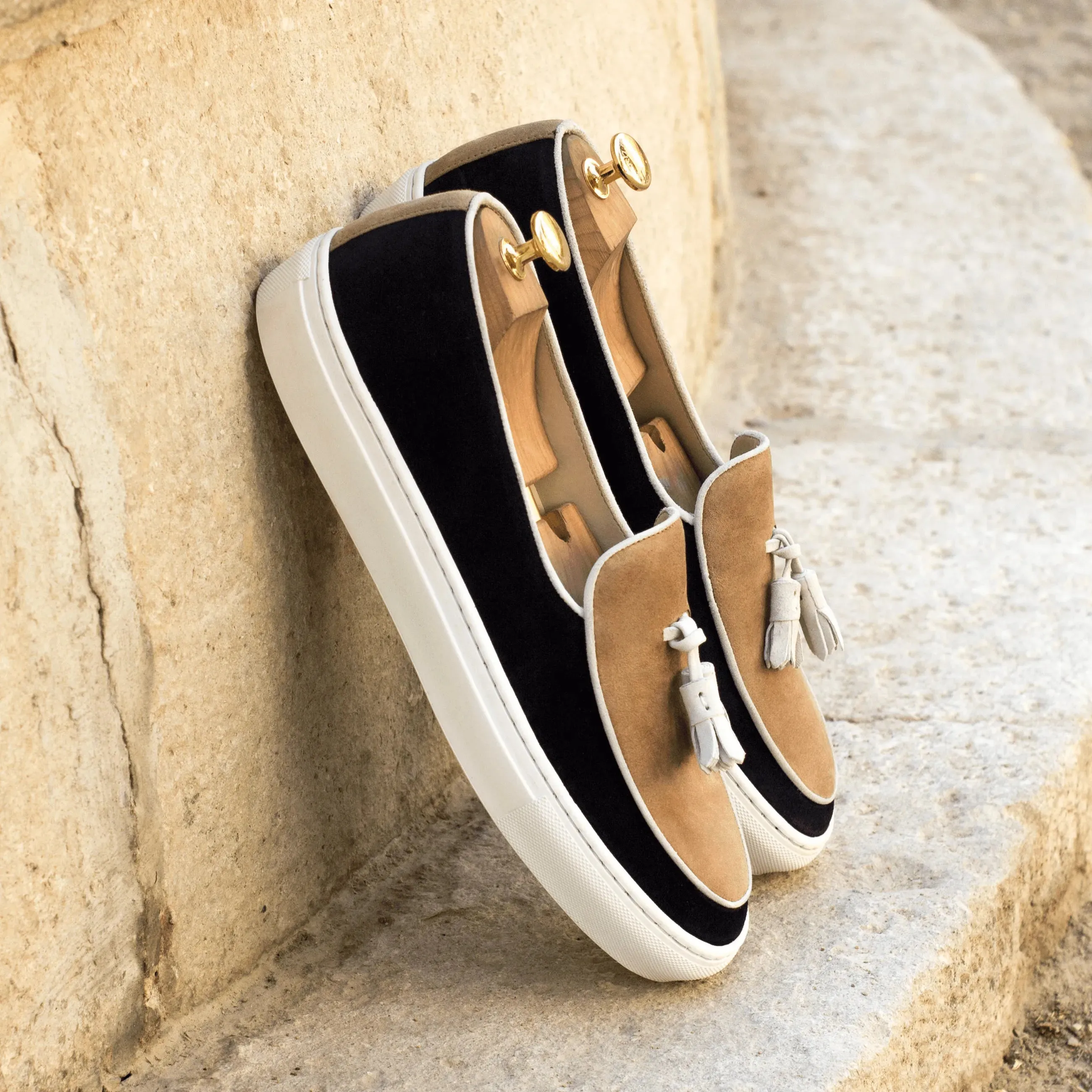 Antigo Belgian sneaker