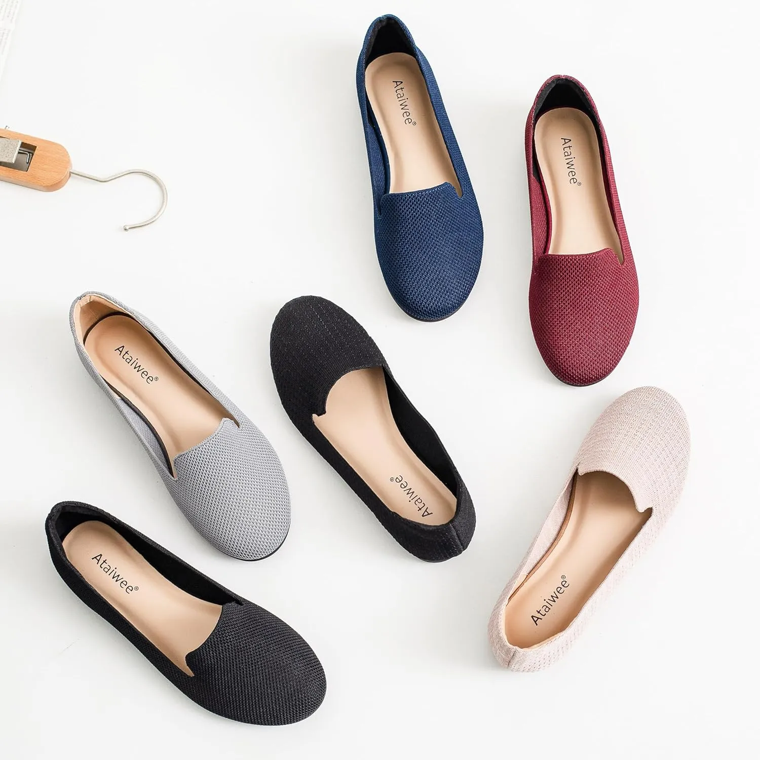 Ataiwee Women's Wide Width Flat Shoes, Fashion Comfortable Plus Size Cute Round Toe Slip on Loafer Shoes.
