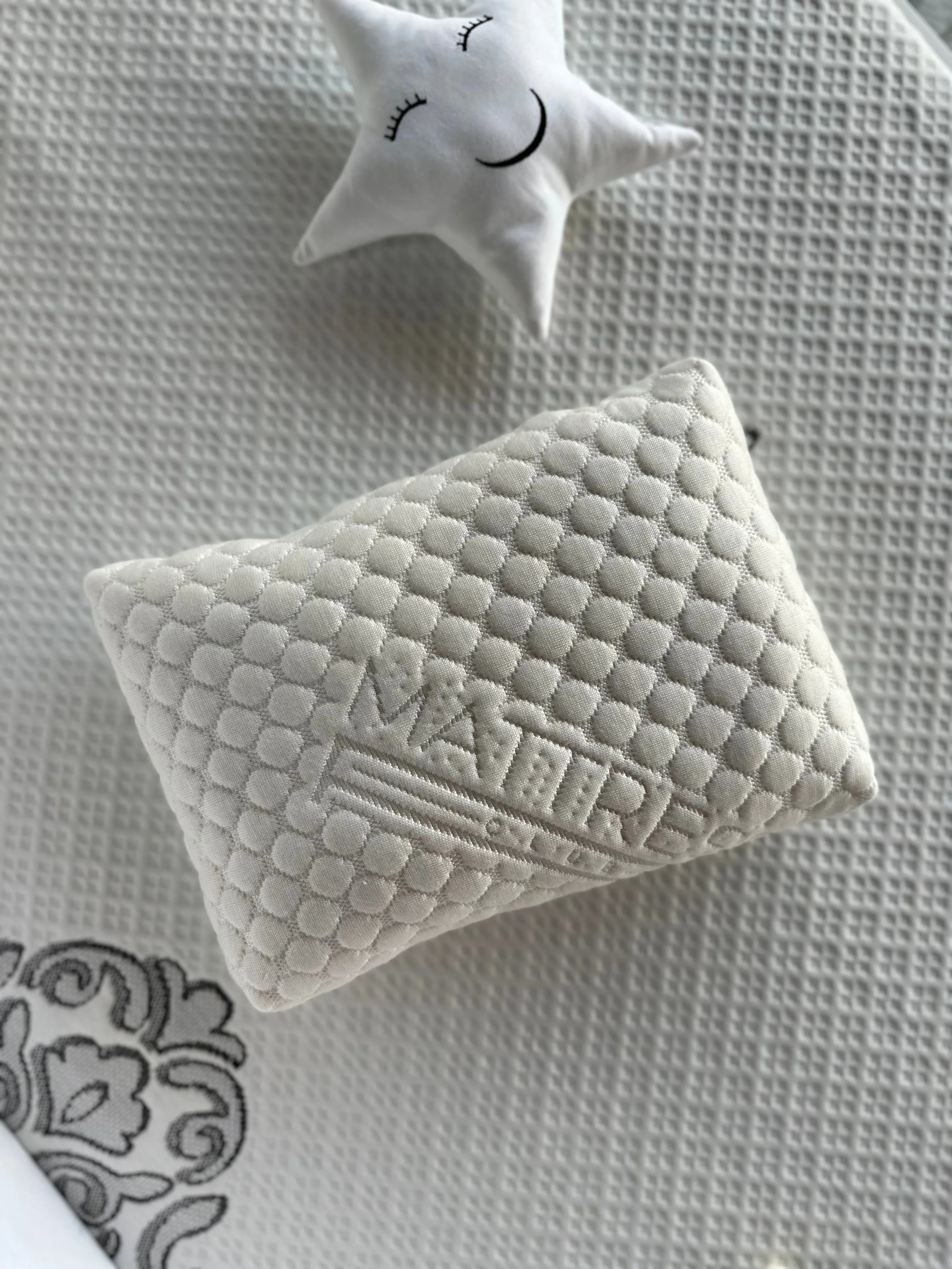 Baby Pillow & Bolsters