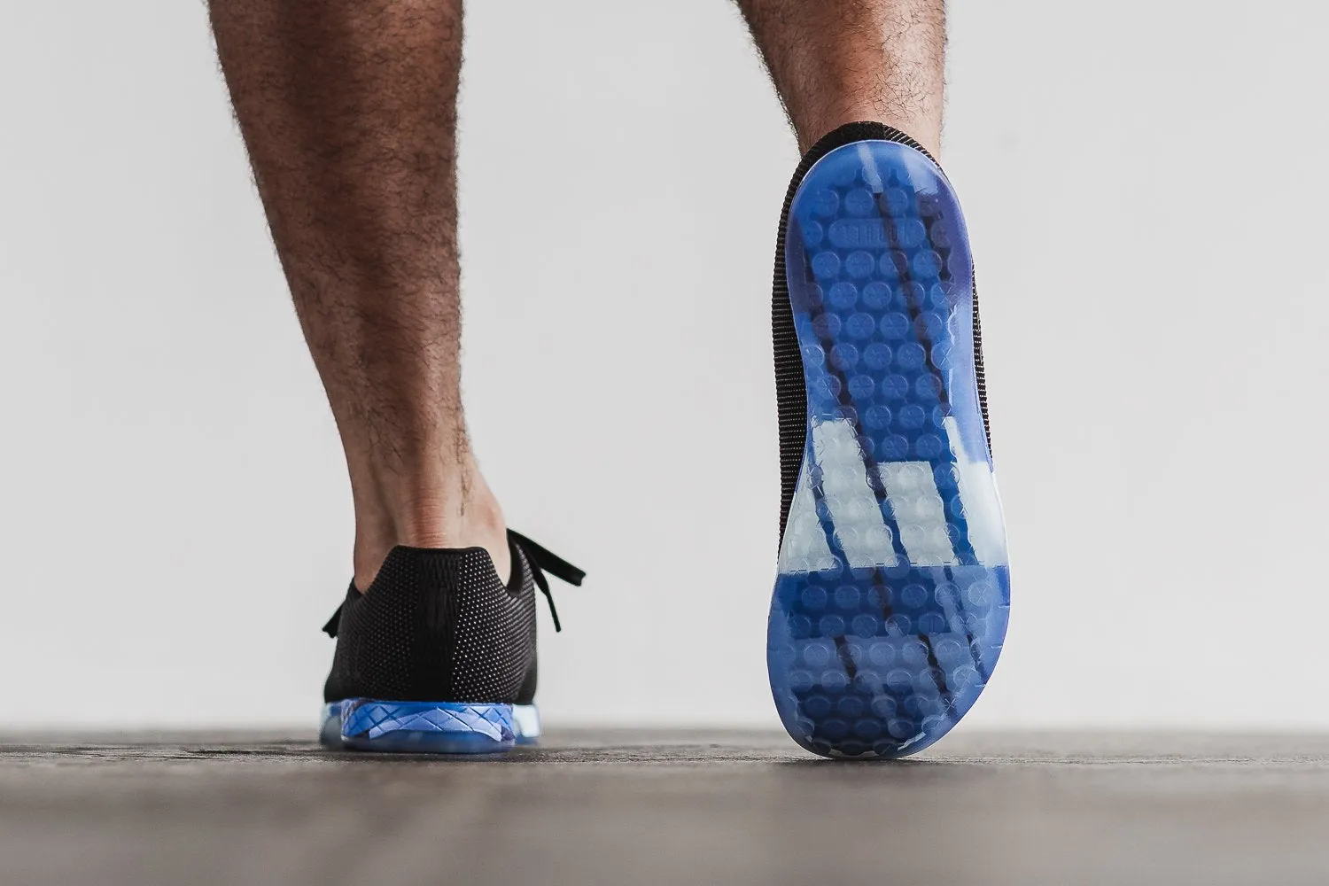 BLACK LIGHTNING TRAINER (MEN'S)