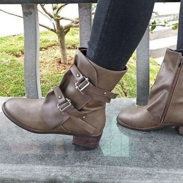 Casual and supportive orthopedic footwear