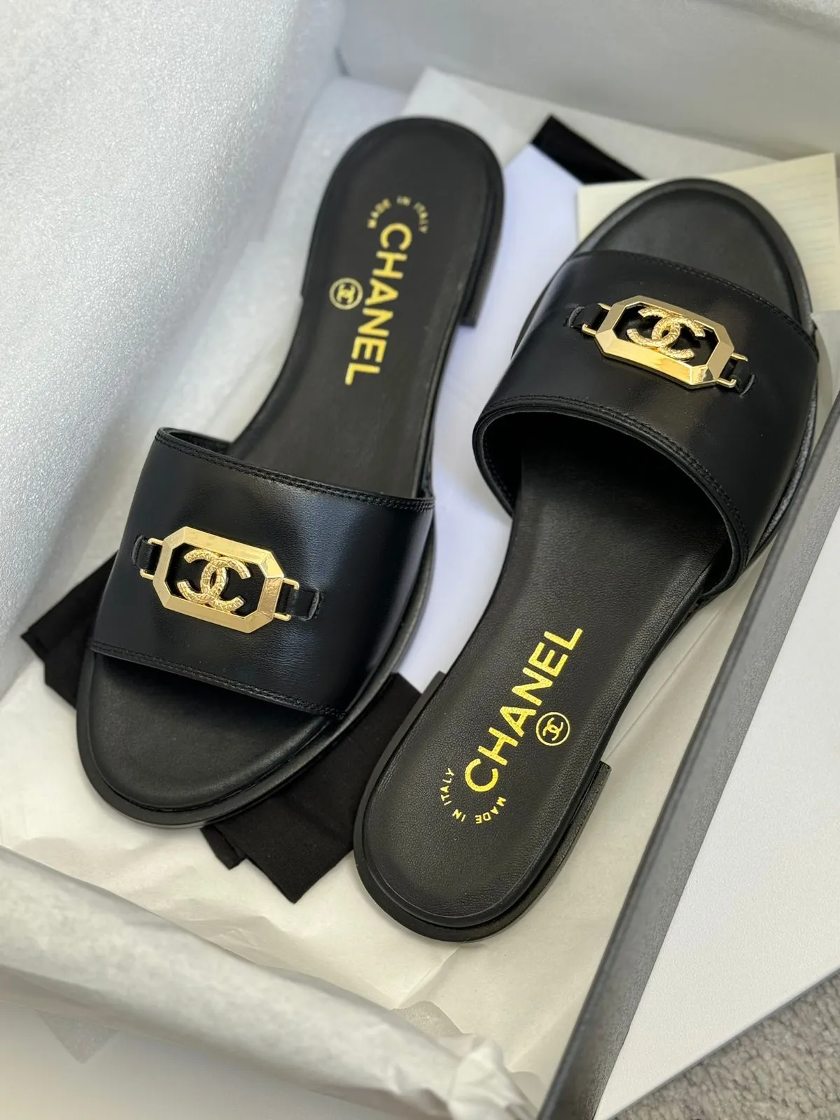 CH Open Toe Plain Formal Style Logo Shoes