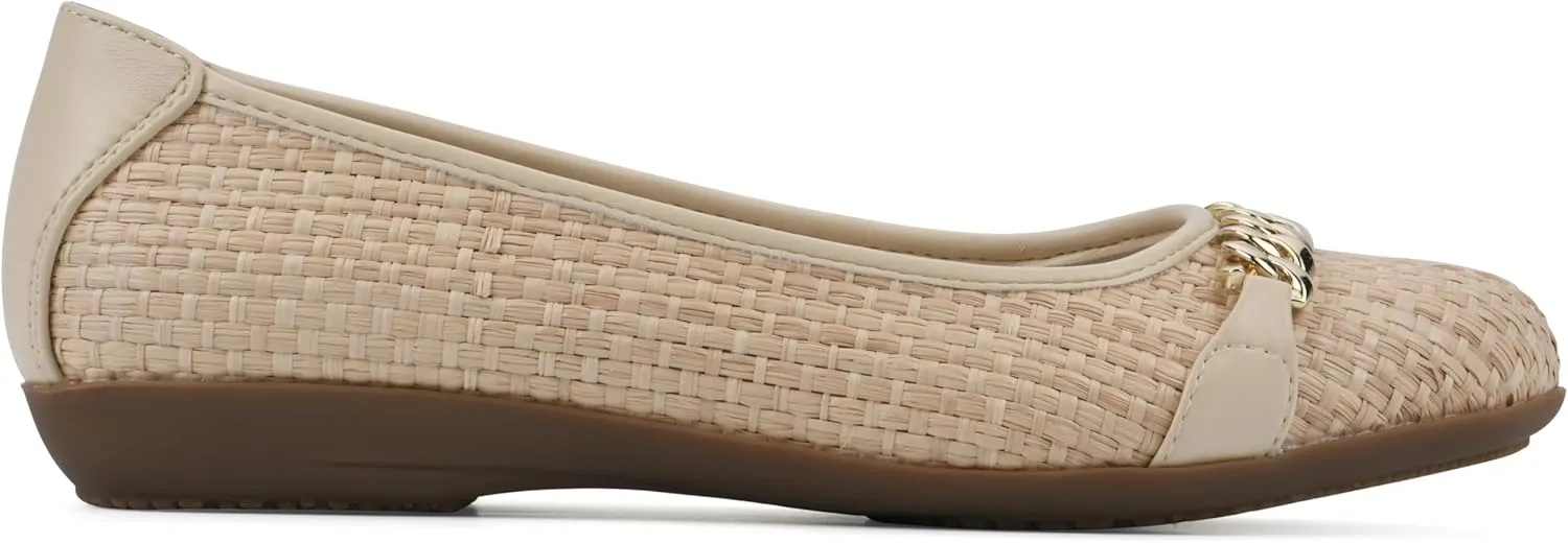 CLIFFS BY WHITE MOUNTAIN Women's Charmed Cushioned Ballet Flat