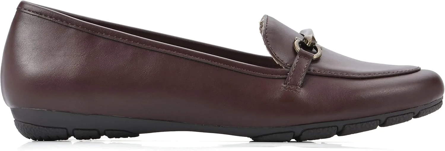 CLIFFS BY WHITE MOUNTAIN Women's Glowing Cushioned Loafer Flat