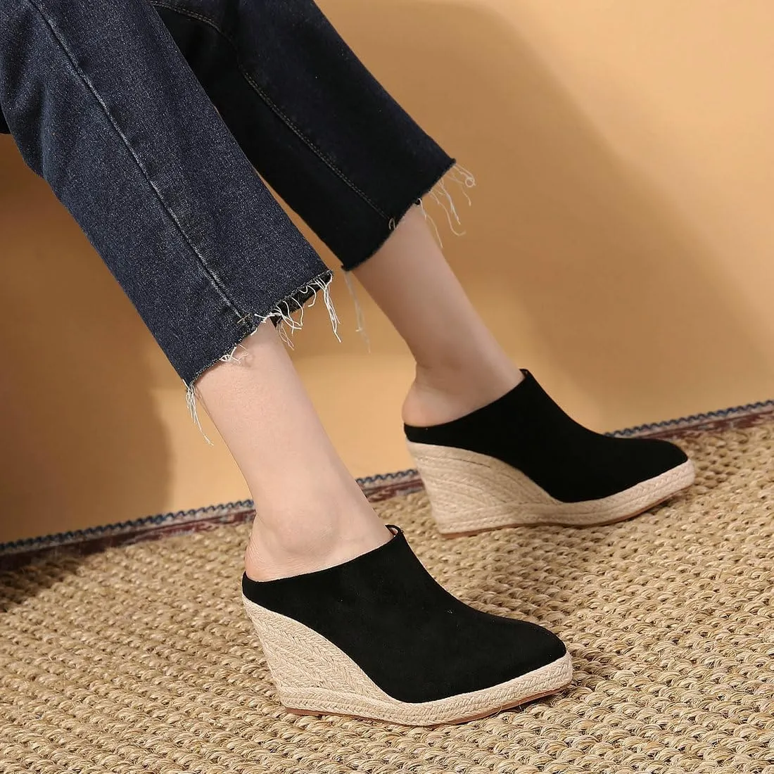DINTAHA Closed Toe Wedges For Women,Pointed Toe Platform Wedge Mules,Espadrille Sandals For Women-Choose Half Size Larger