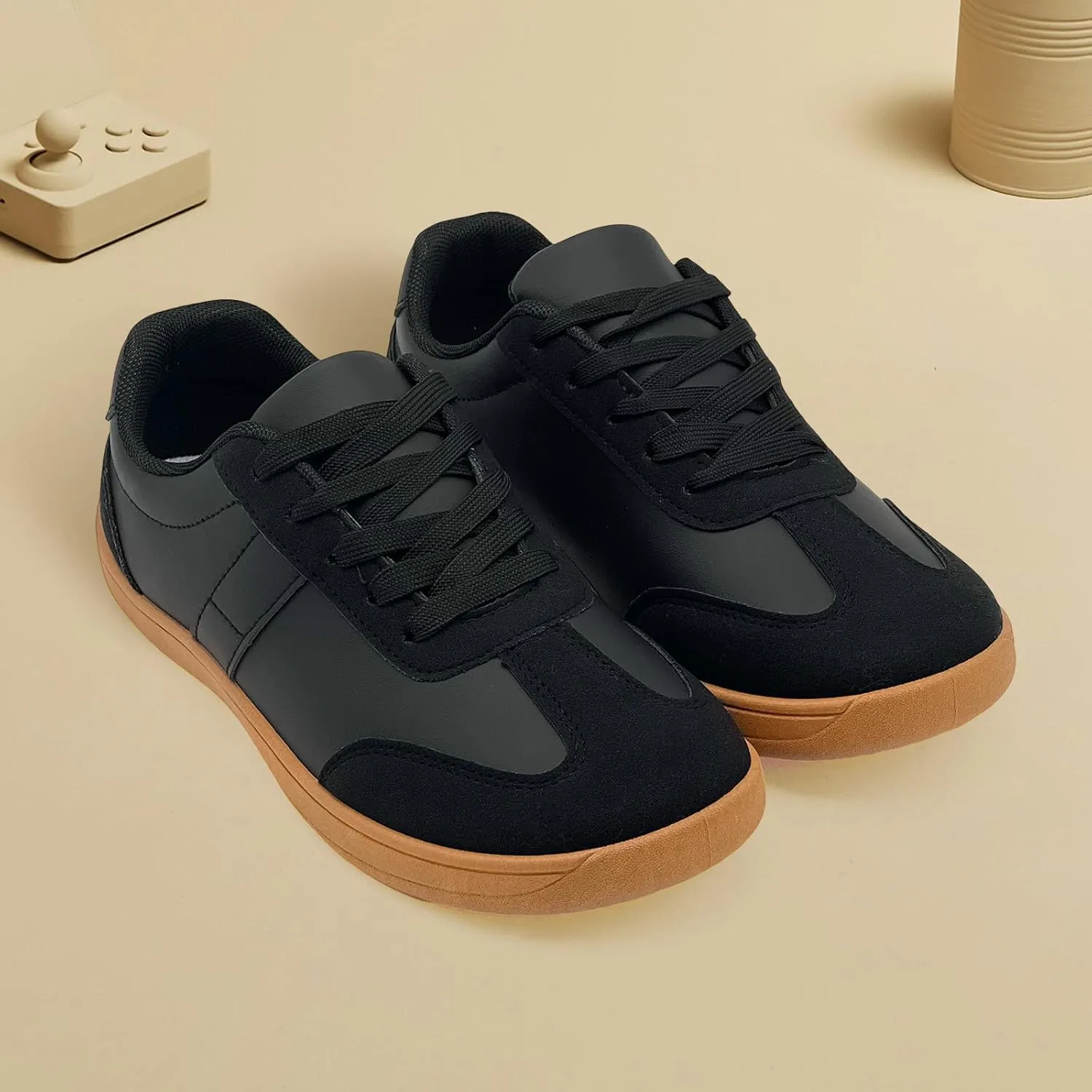 Fashion Sneakers for Women Men, Classic Casual Retro Trainer Shoes Low-Top Comfortable Breathable Walking Flat Tennis Shoes