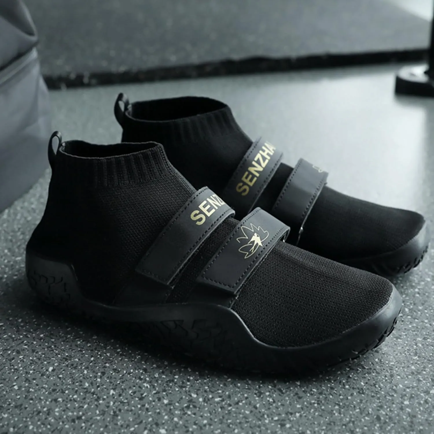 Gym Shoes Weight Lifting Shoes for Men Women Barefoot Shoes Fitness Cross Trainer Climbing Yoga Training Shoes