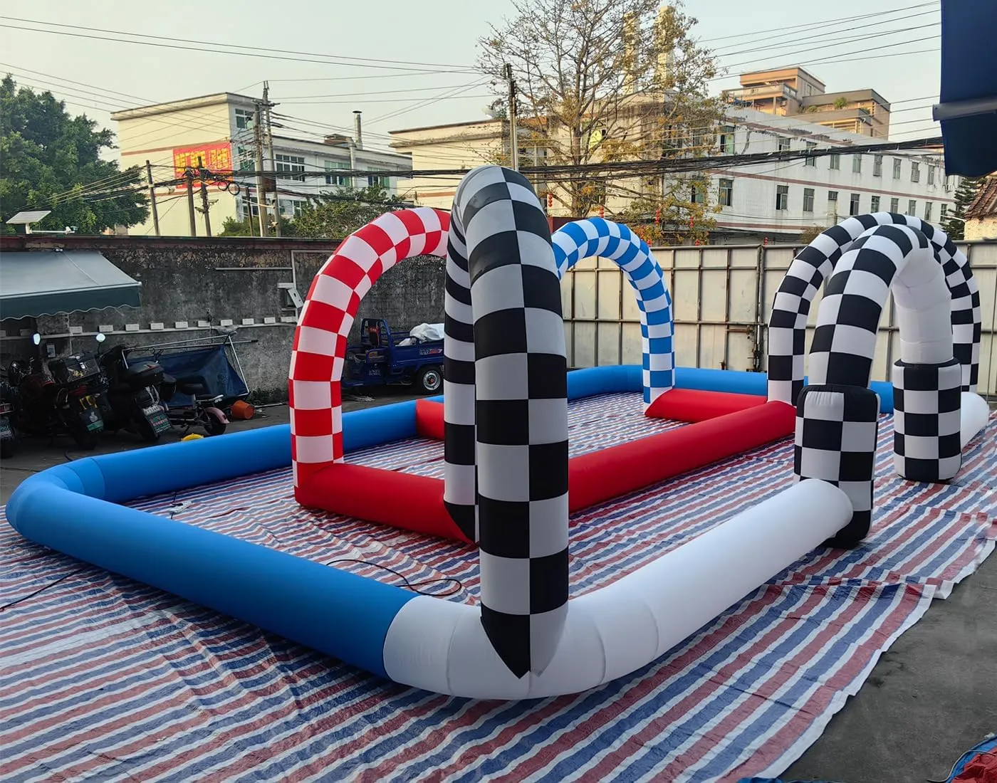 Inflatable Go Kart Race Tracks Inflatable Didi Car Race Track Sport Game Air Racing Bumper Car Happy Hopper Circuit for Birthday Party and Event (Blue Red, 50x26x10FT)