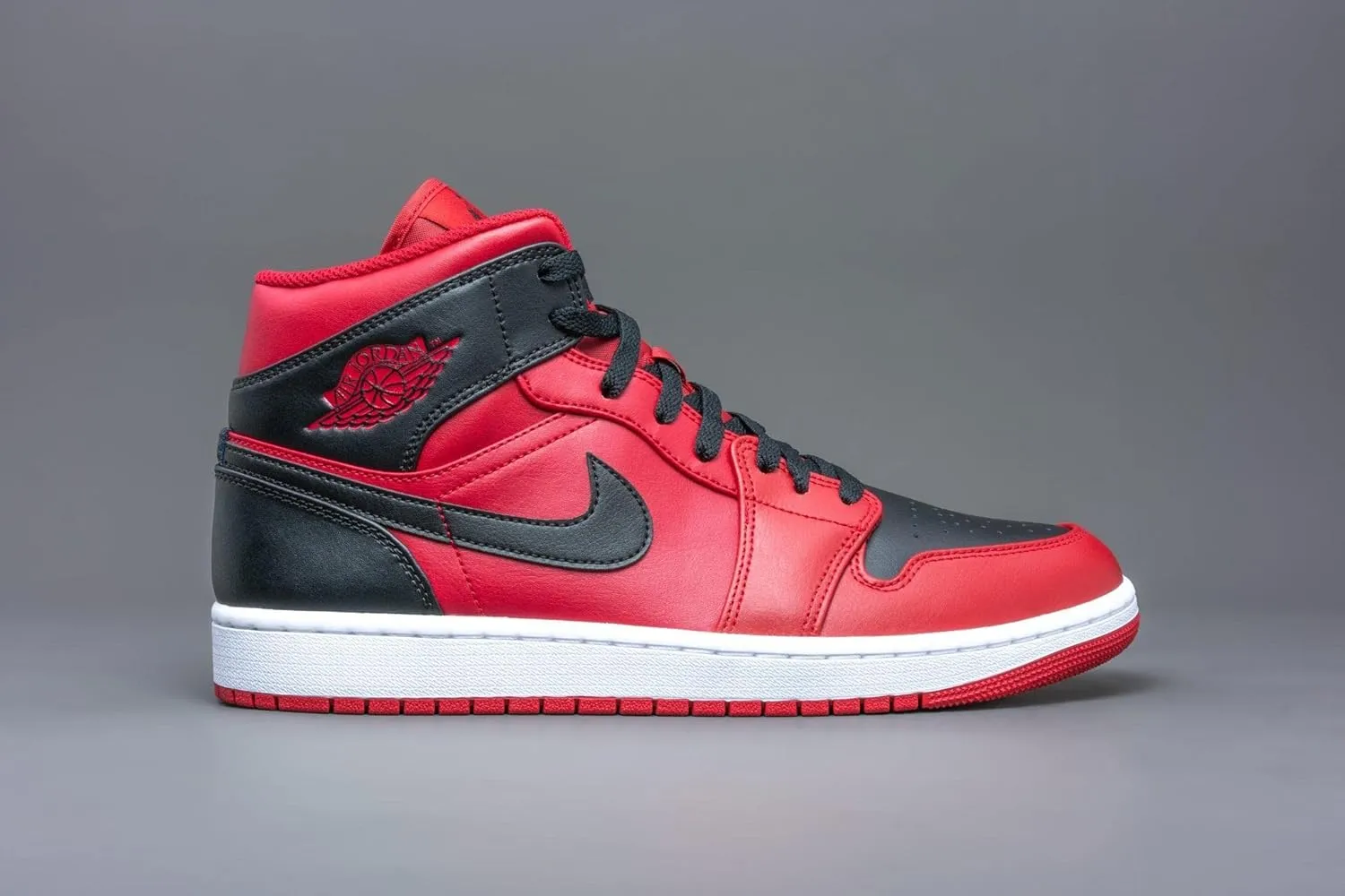 Jordan Mens Jordan 1 Mid 554724 660 Reverse Bred - Size