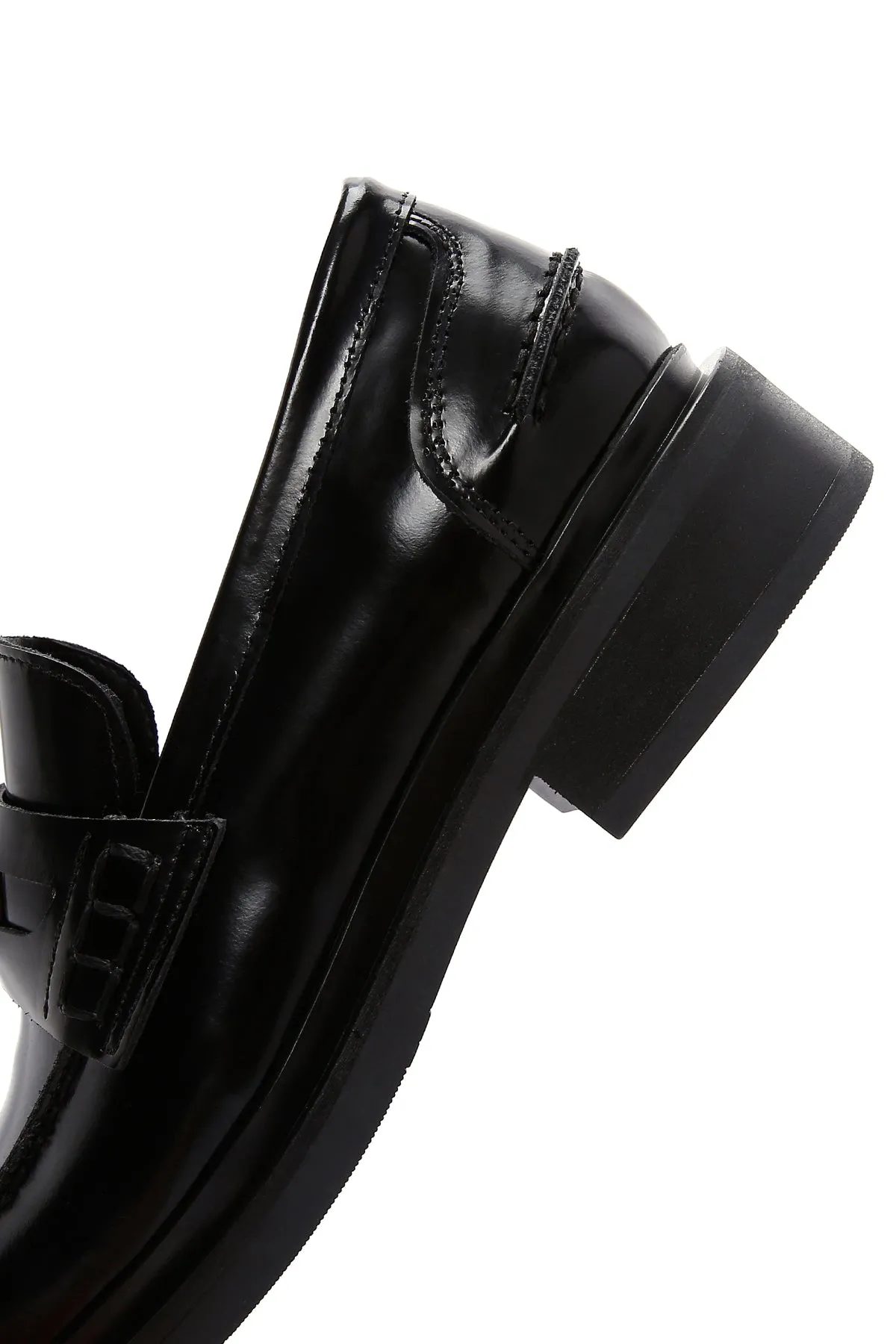 Kadın Siyah Deri Rugan Maskülen Loafer