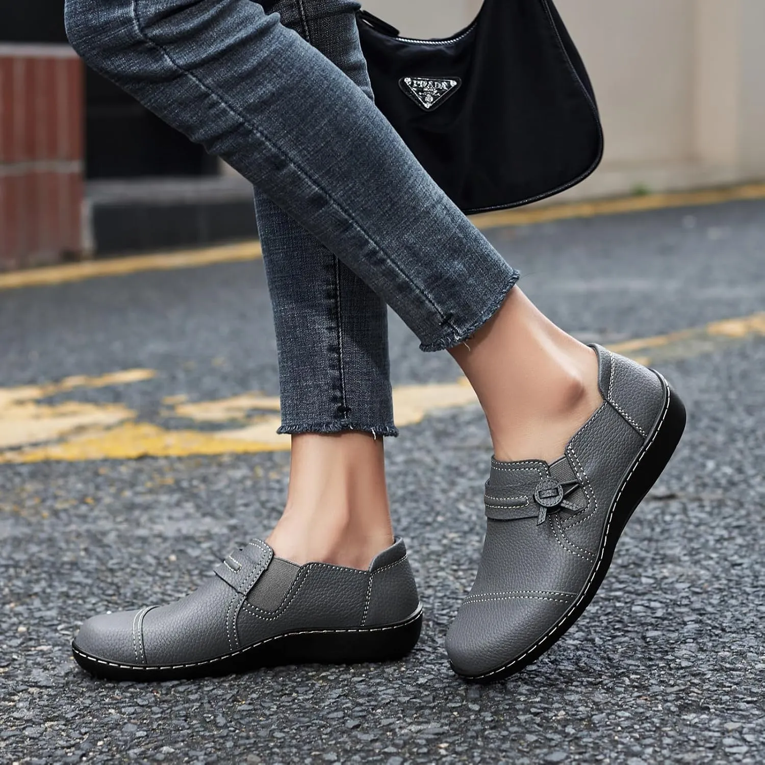 LAZYPOP Women's Classic Comfort Leather Loafers Cute Slip-Ons Casual Dress Shoes Lightweight Walking Flats Everyday Work Shoes