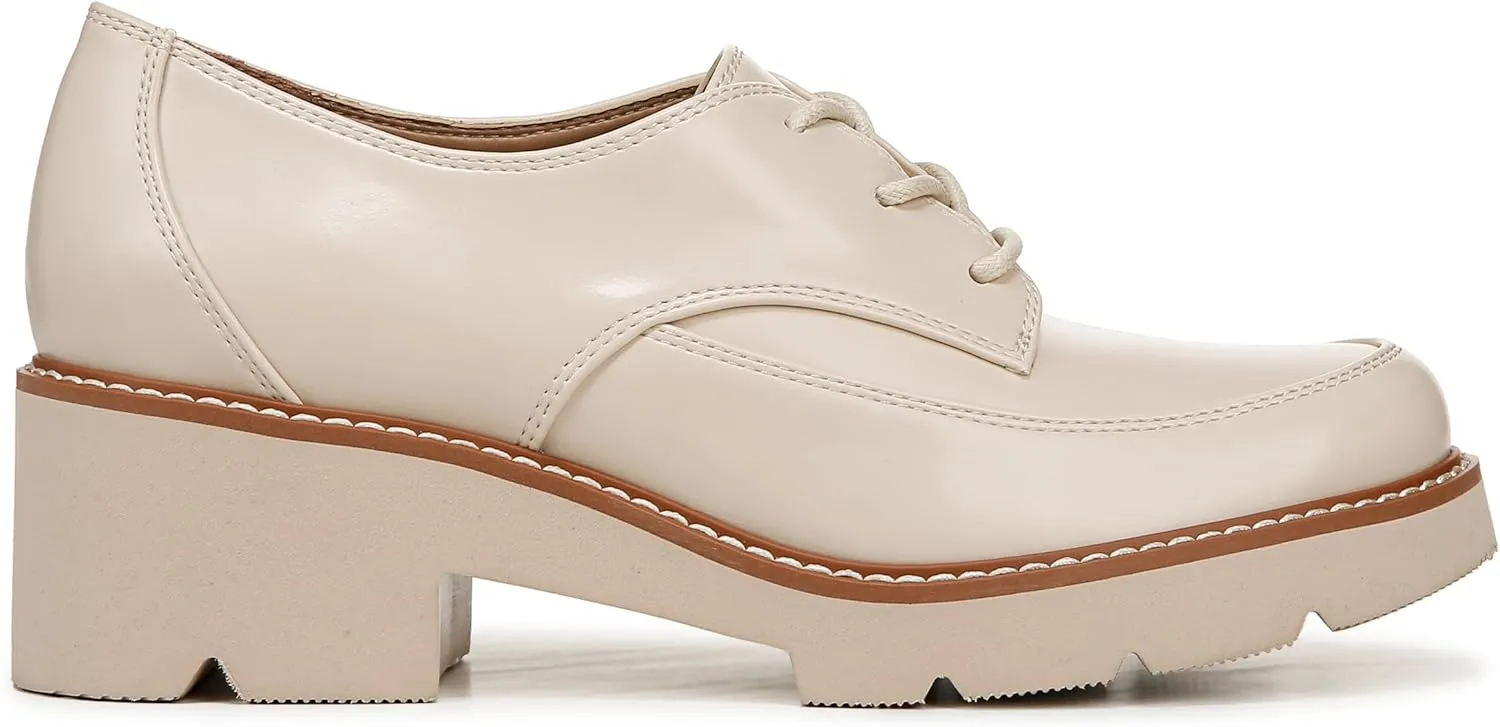 Naturalizer Women's Darry Lace-Up Lug Sole Oxford Loafer