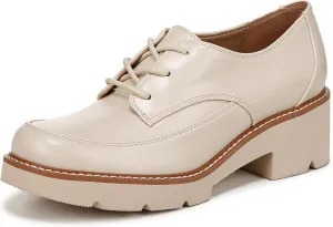 Naturalizer Women's Darry Lace-Up Lug Sole Oxford Loafer