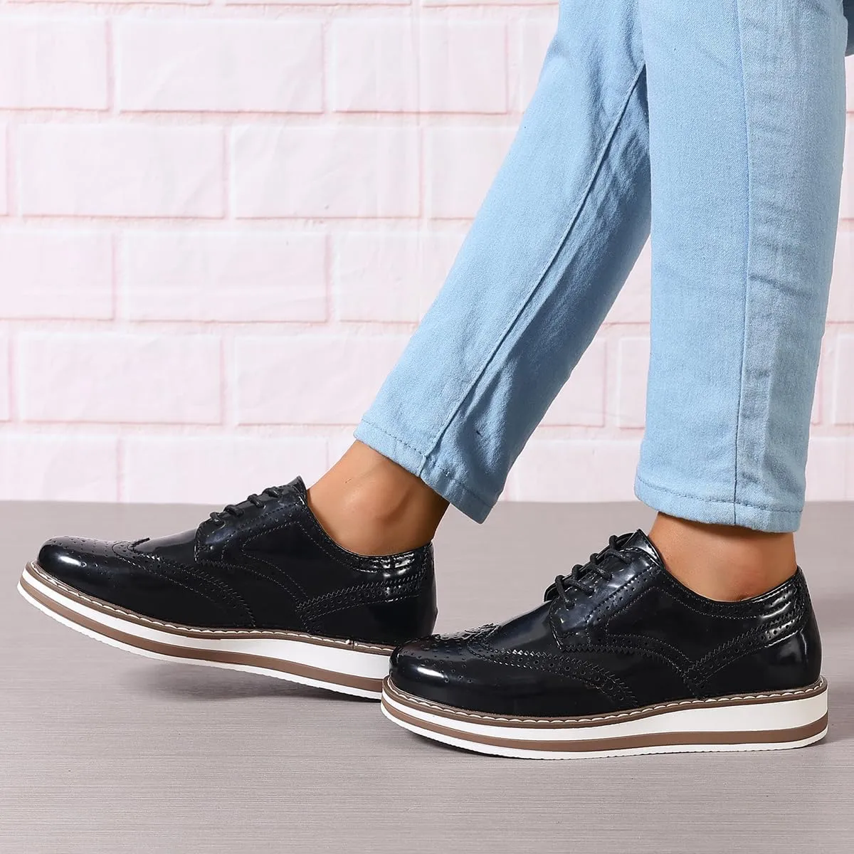 Oxford Shoes for Women Platform Lace Up Wingtips Brogues Round Toe Business Dress Shoes