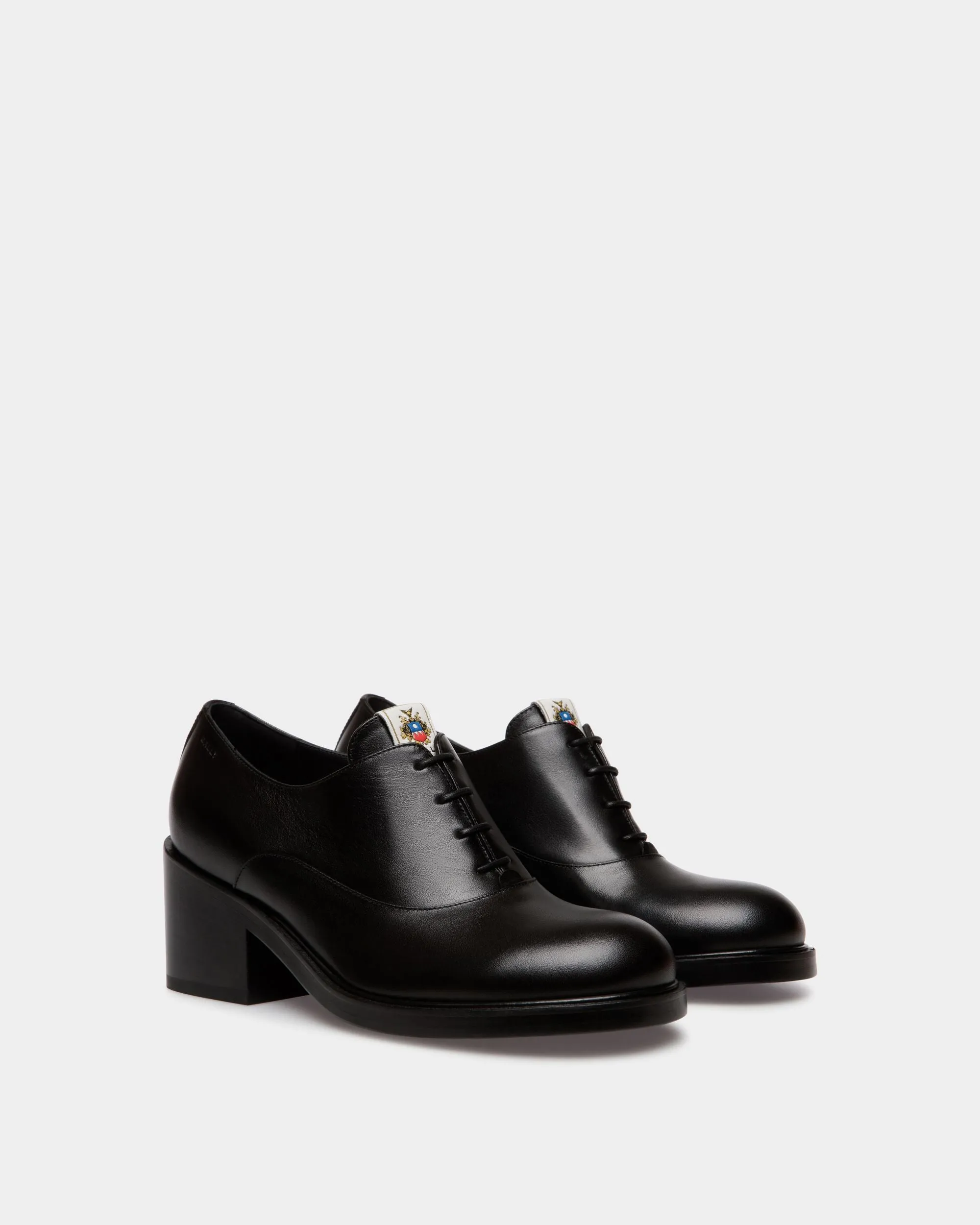 Peggy Oxford In Black Leather
