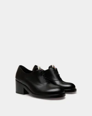 Peggy Oxford In Black Leather