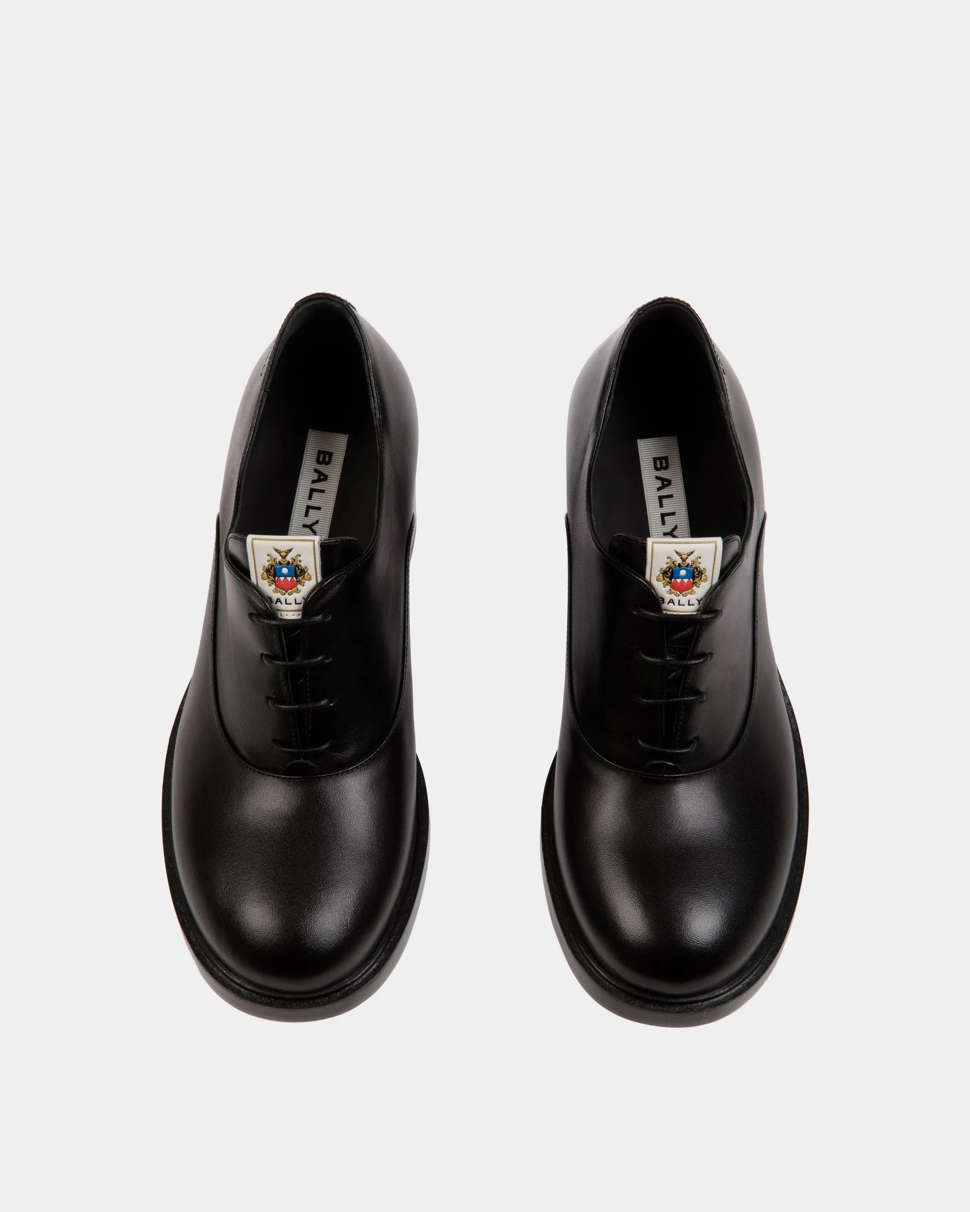 Peggy Oxford In Black Leather