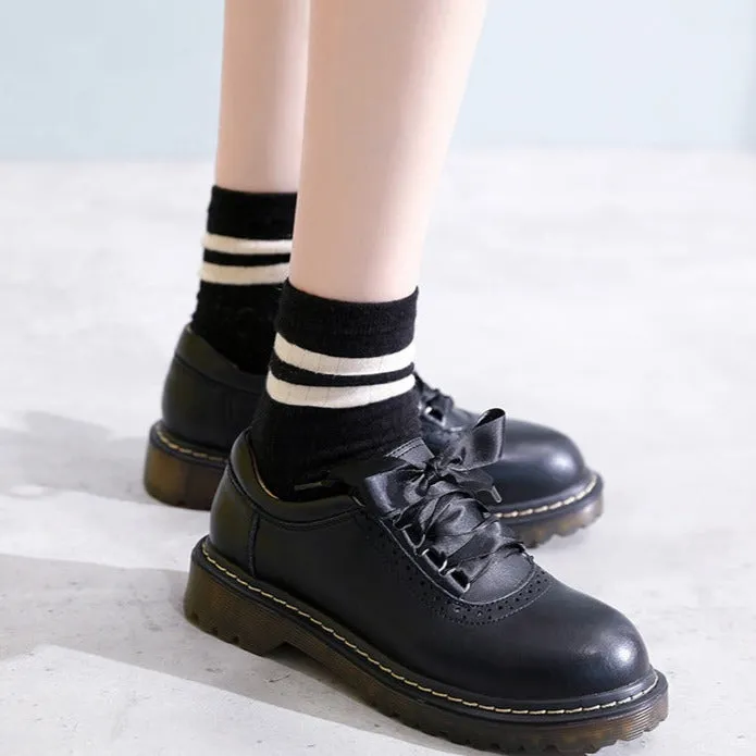 Round Toe Retro Ribbon Lace Up Oxford Shoes - Flats