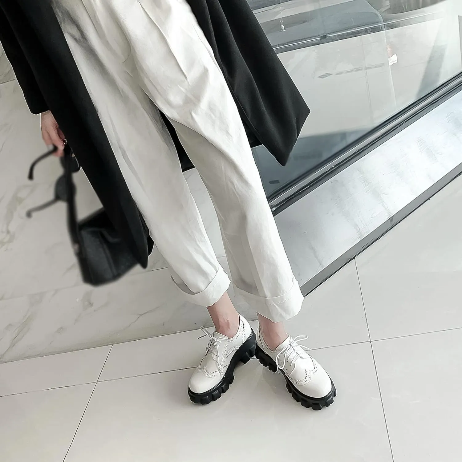 SEIFIN Gothic Lug Sole Oxfords for Women Patent Leather Chunky Heels Platform Pumps Height Increase Lace Up Shoes with Buckled
