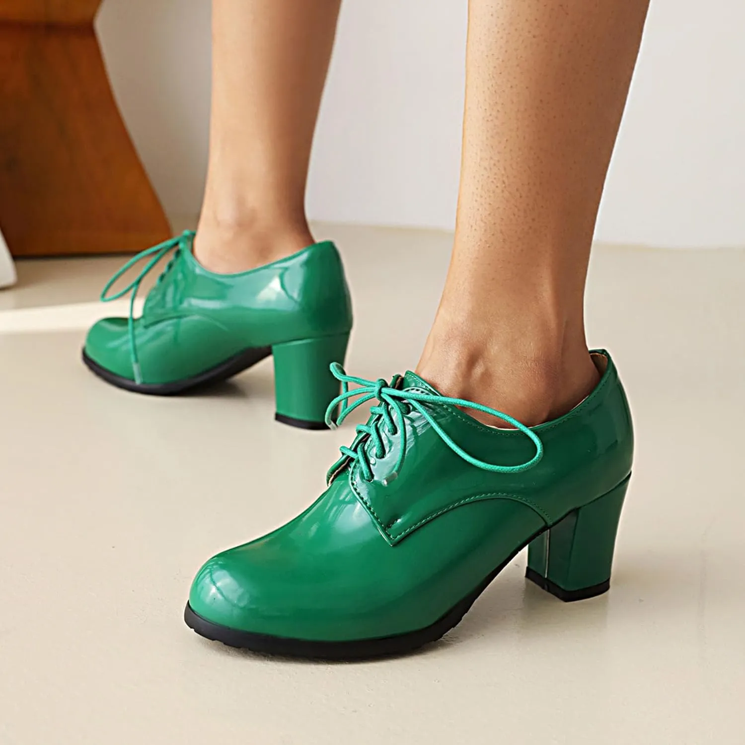 SHEMEE Patent Leather Oxfords for Women Chunky Block Heels Brogues Round Toe Lace Up Pumps Work Office Dress Shoes