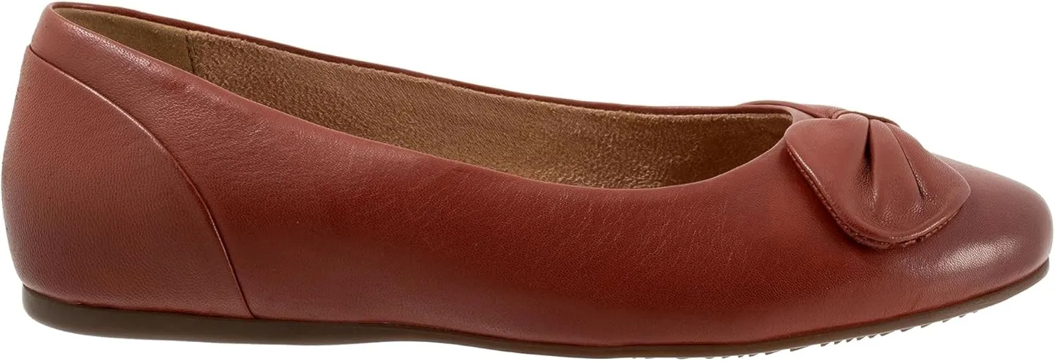 SoftWalk Women's Sofia Loafer Flat