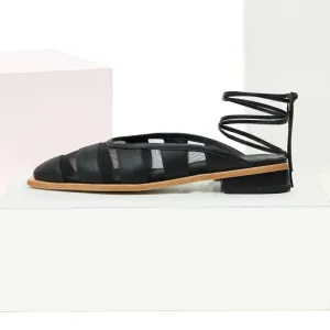 St Tropez in Black