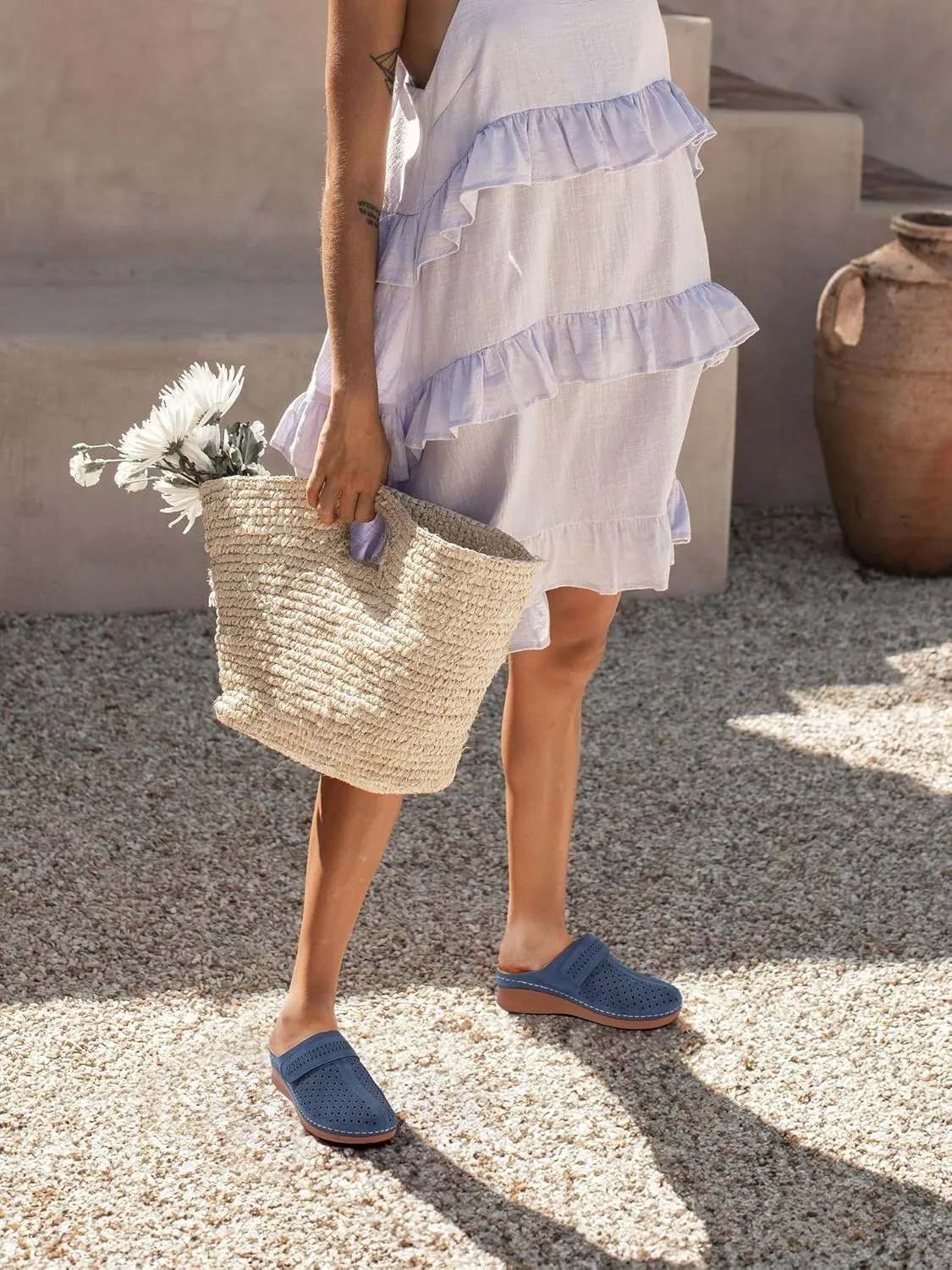 TEMOFON Clogs for Women Mules Shoes: Comfortable Arch Support Closed Toe Sandals Backless Low Wedge Slip on Shoes