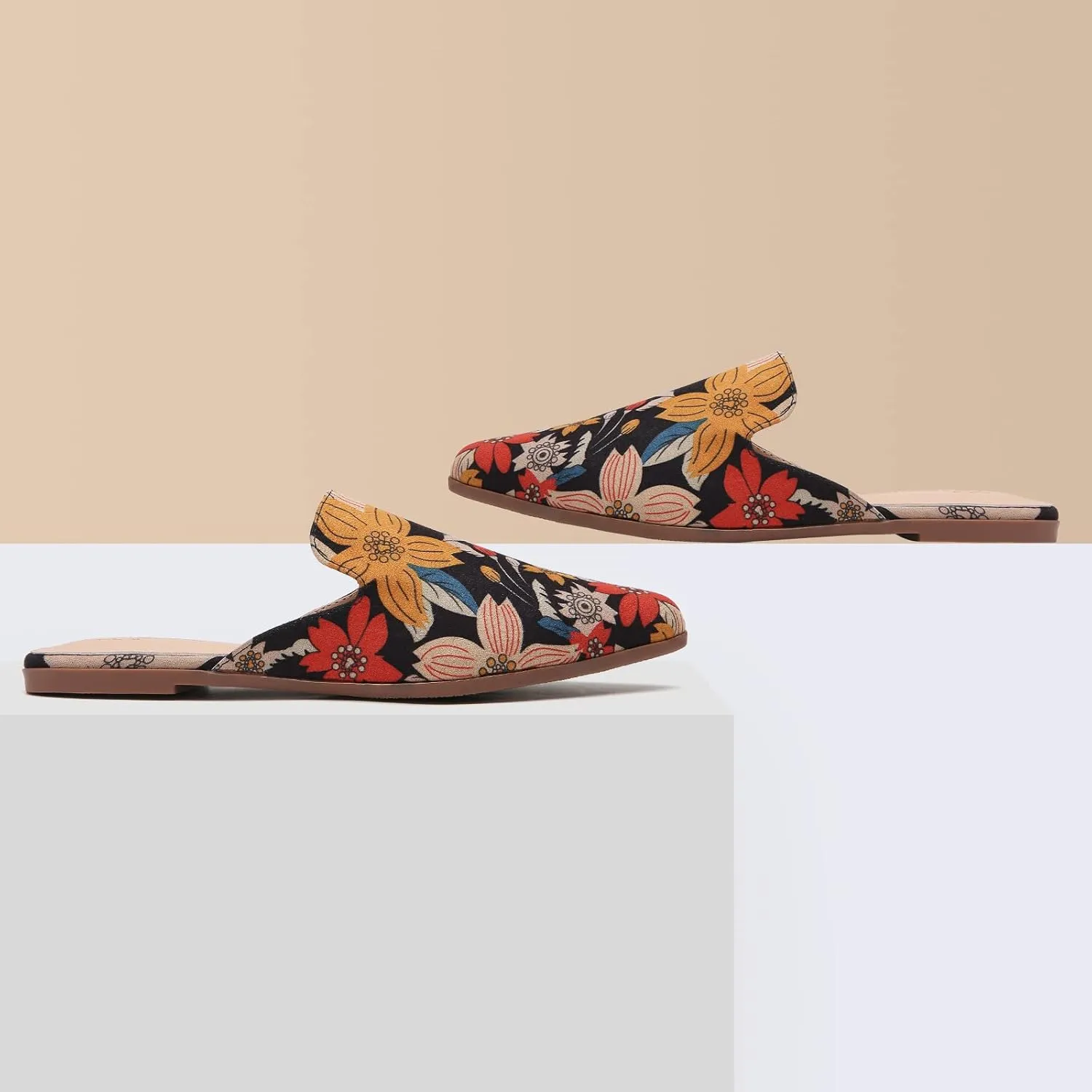 Tilocow Mules for Woman Comfortable Pointed Toe Backless Loafers Flat Mule Business Casual Shoes Slides Slip on