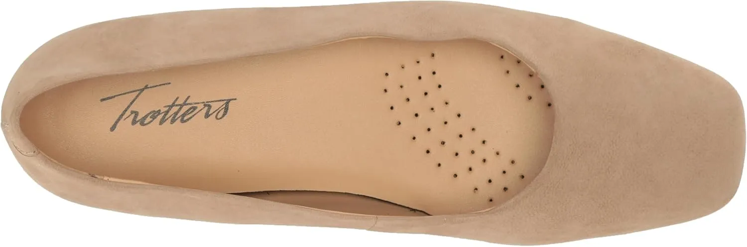 Trotters Women's Honor Ballet Flat