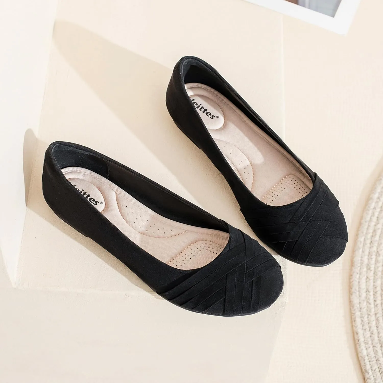 Veittes Women's Wide Width Flat Shoes, Comfortable Casual Round Toe Classy Design Ballet Flats.
