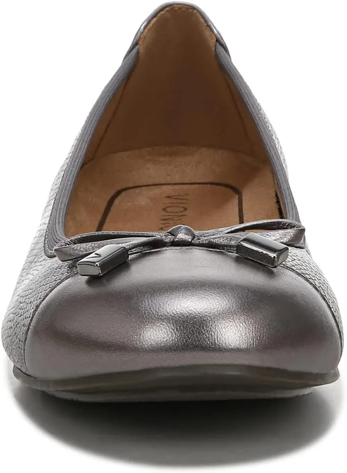 Vionic Women's Minna Flat
