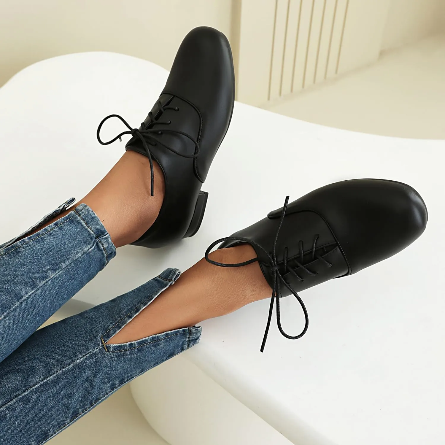 Women's Casual Dress Oxford Shoes, Vintage Brogue Saddle Oxfords, Wingtip Round Toe Lace up Shoes