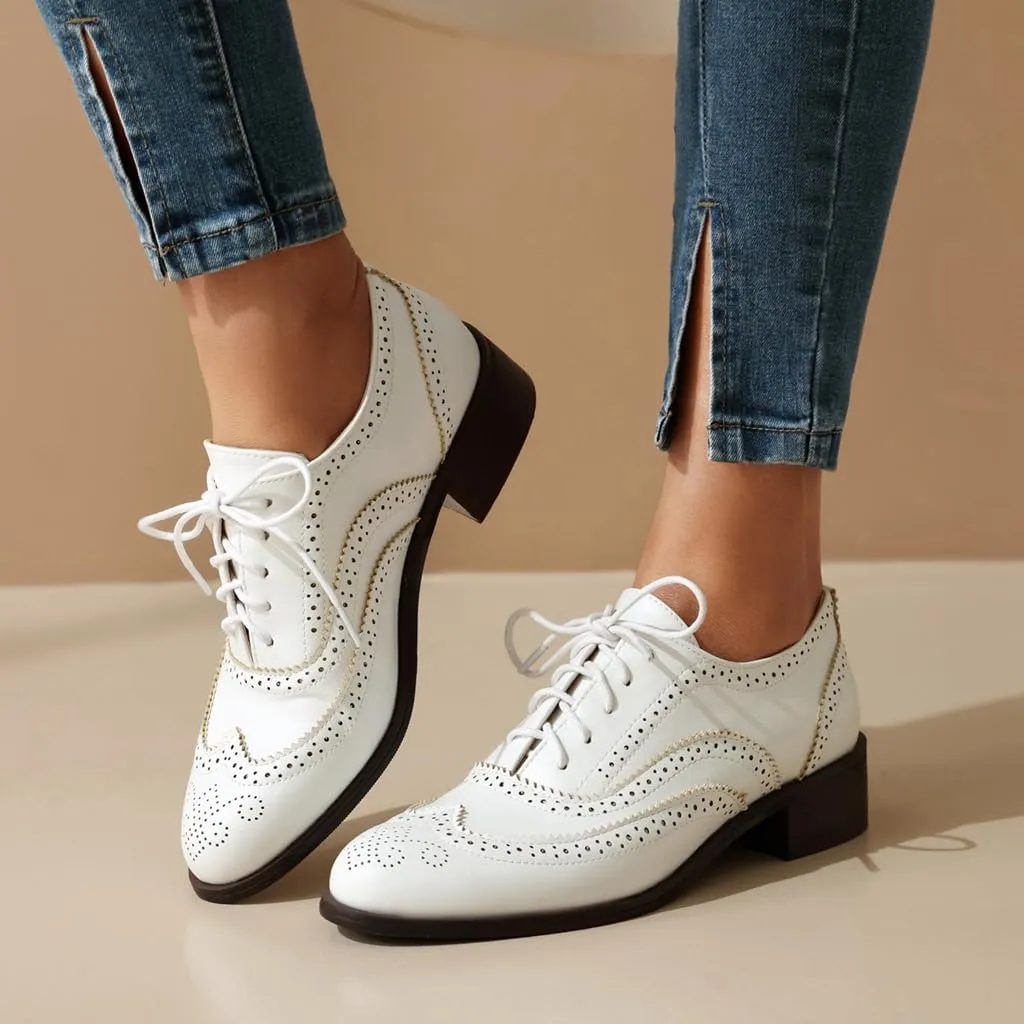 Women's Flat Saddle Oxford Shoes Two Toned Wingtip Perforated Lace Up Low Heel School Uniform Oxfords Brogues