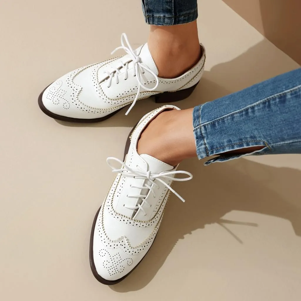 Women's Flat Saddle Oxford Shoes Two Toned Wingtip Perforated Lace Up Low Heel School Uniform Oxfords Brogues