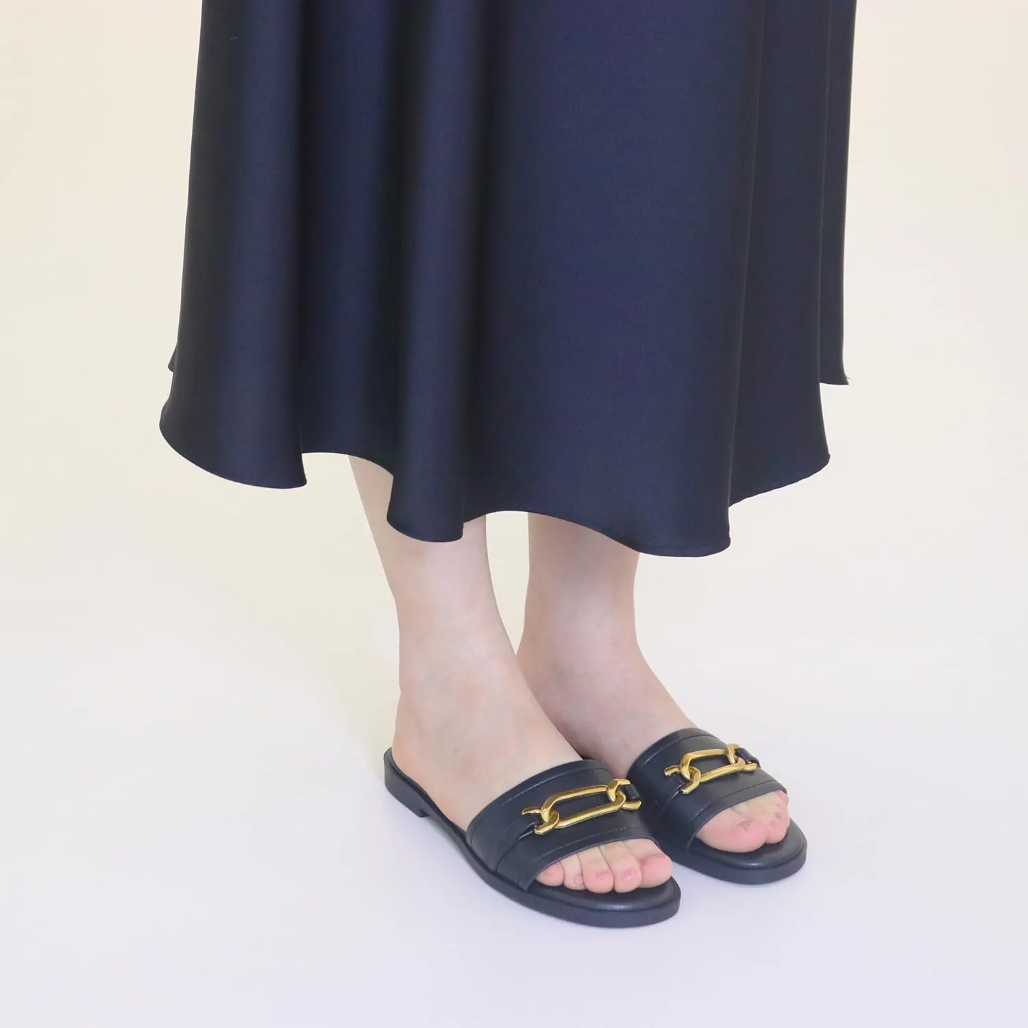 Womens Flat Sandals Round Open Toe Slip On Leather Slides for Summer