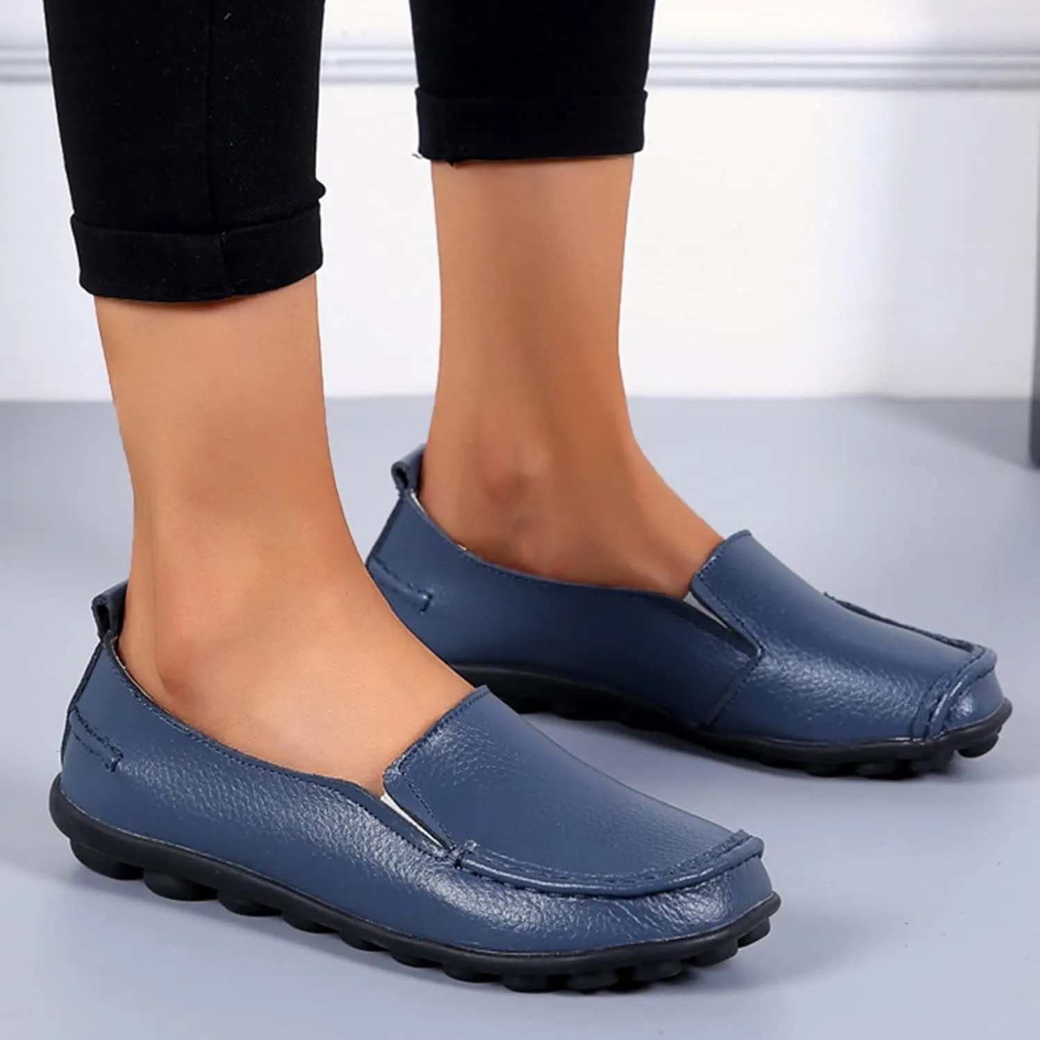 Women's Flats Shoes Slip On Work Shoes Comfort Walking Shoes Lightweight Comfort Penny Loafers Classic Wide Flats
