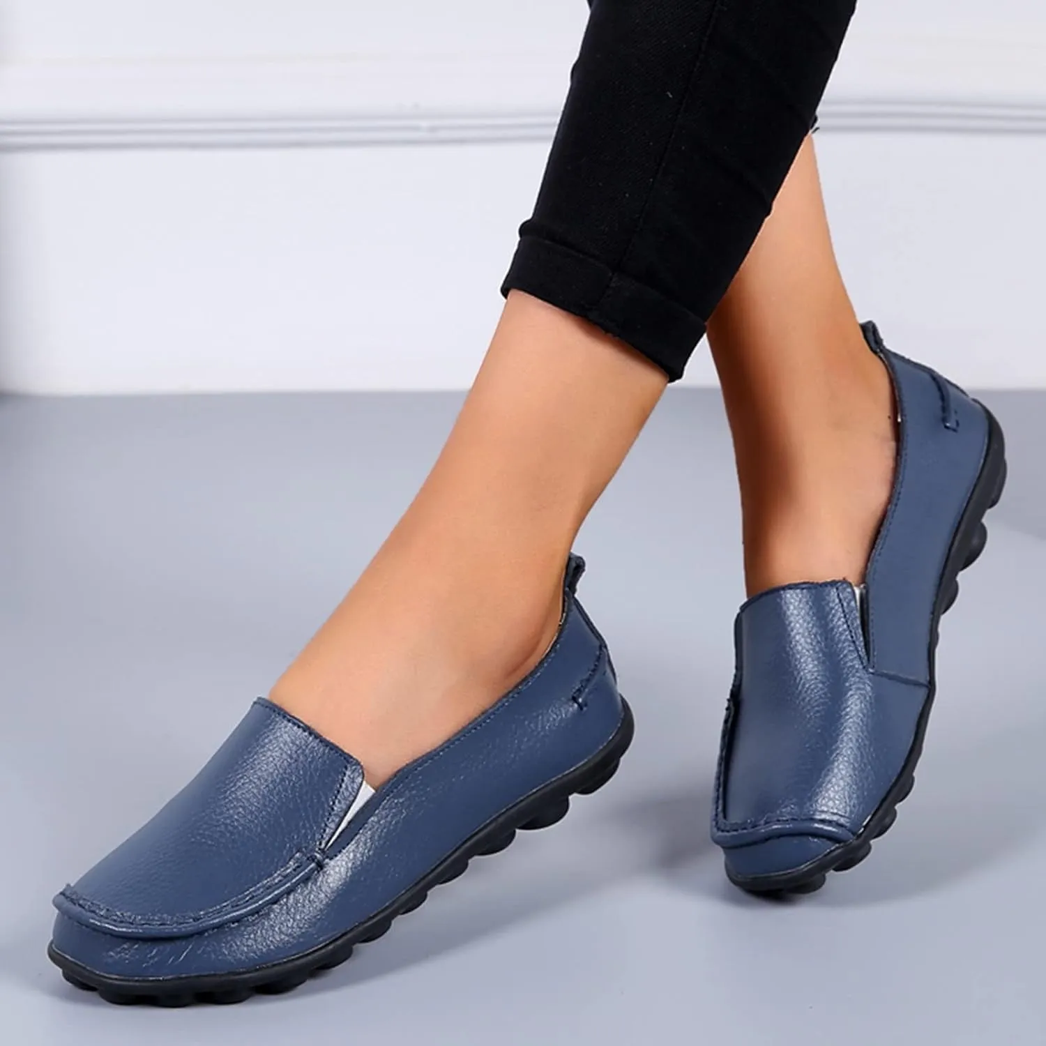 Women's Flats Shoes Slip On Work Shoes Comfort Walking Shoes Lightweight Comfort Penny Loafers Classic Wide Flats