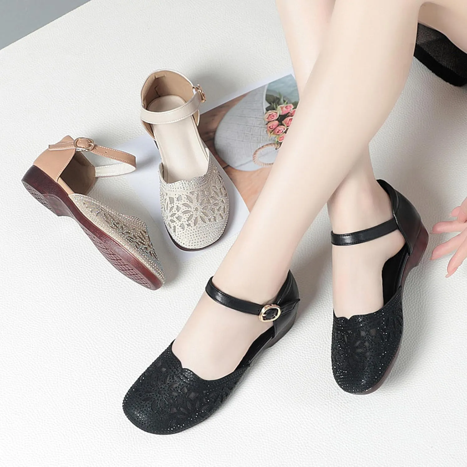 Women's Leather Meshgauze Rhinestones Backless Ankle Strap Chunky Low Heels Sandals Summer Breathable Shallow Mouth Closed Toe Round Toe Comfort Soft Sole Block Heel Sandals