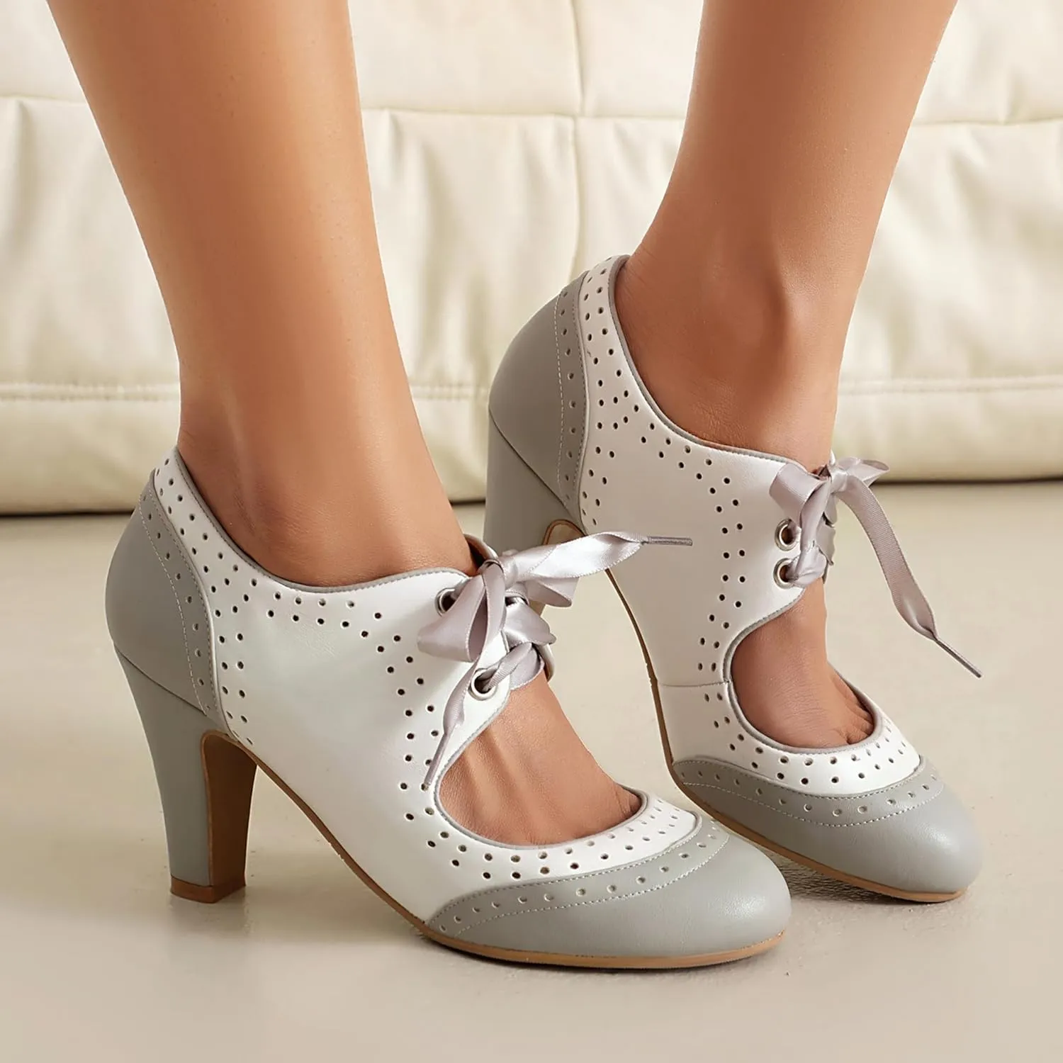 Women's Mary Jane Vintage Close Round Toe Lace Up Vintage 1950s Heels Retro 1920s Victorian Pumps 1930s Shoes