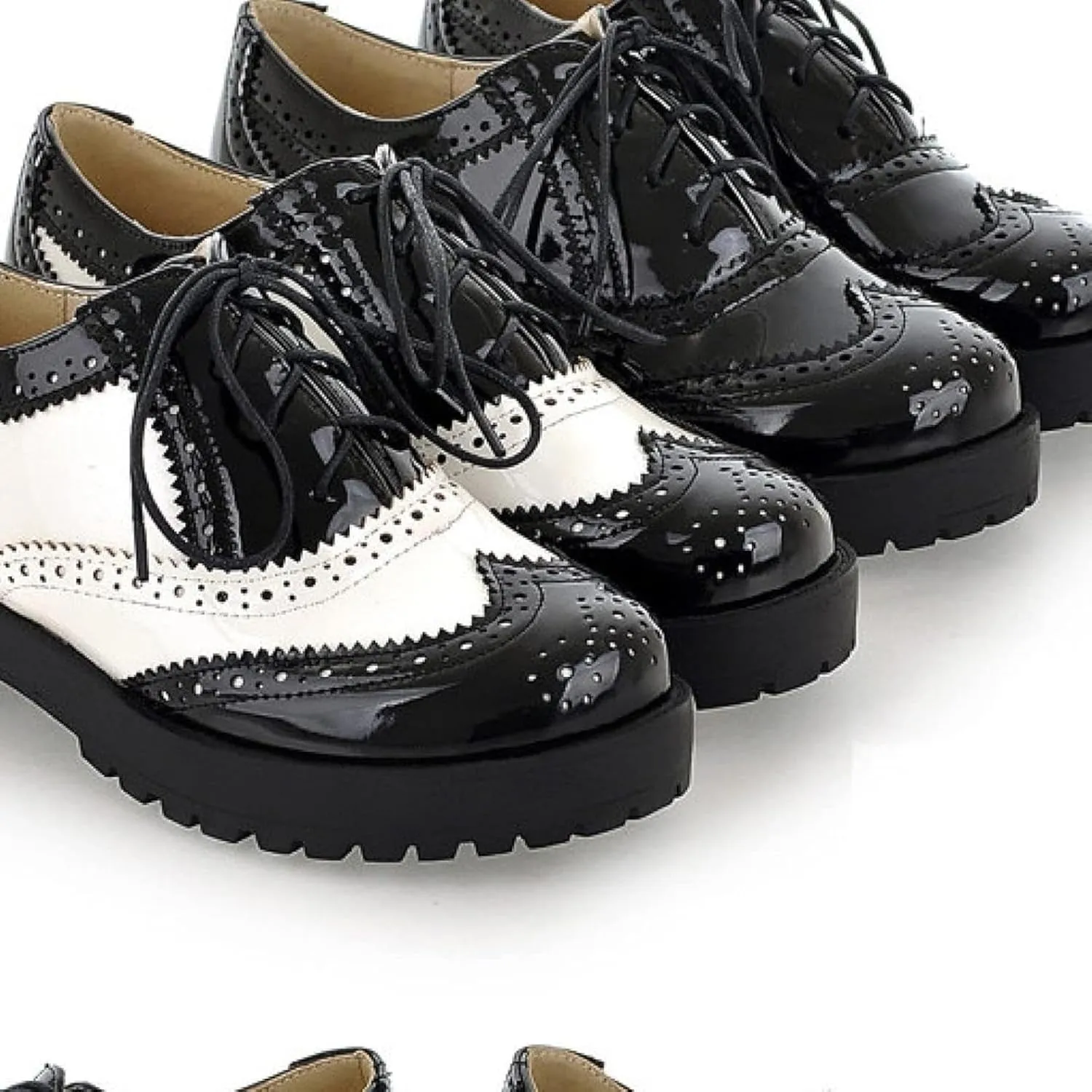 Women's Round Toe Lace up Oxford Shoes Soft Low Heel Loafers with Perforated Wings Brogue Women's Bottom Shoes